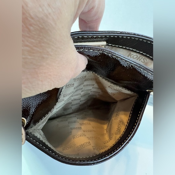 Michael Kors Dark Brown Patent Leather Tote w/COA - Picture 5 of 10